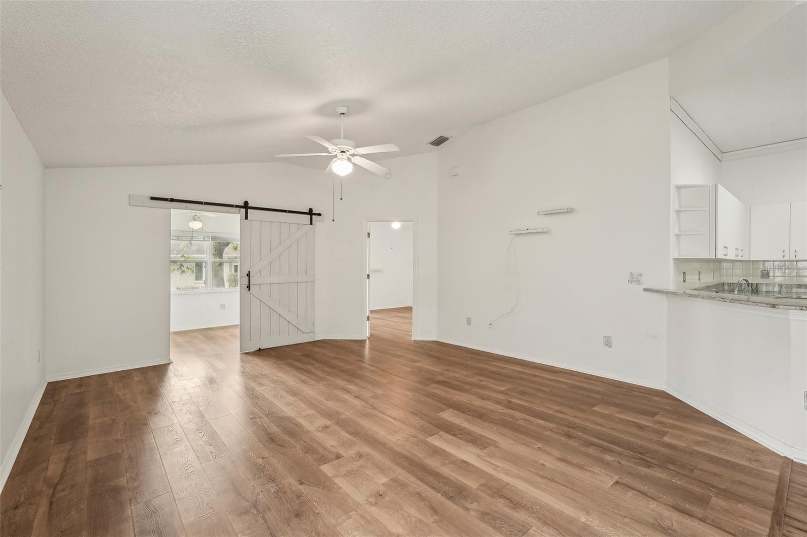 2436 NANTUCKET HARBOR LOOP #104, SUN CITY CENTER, FL, 33573