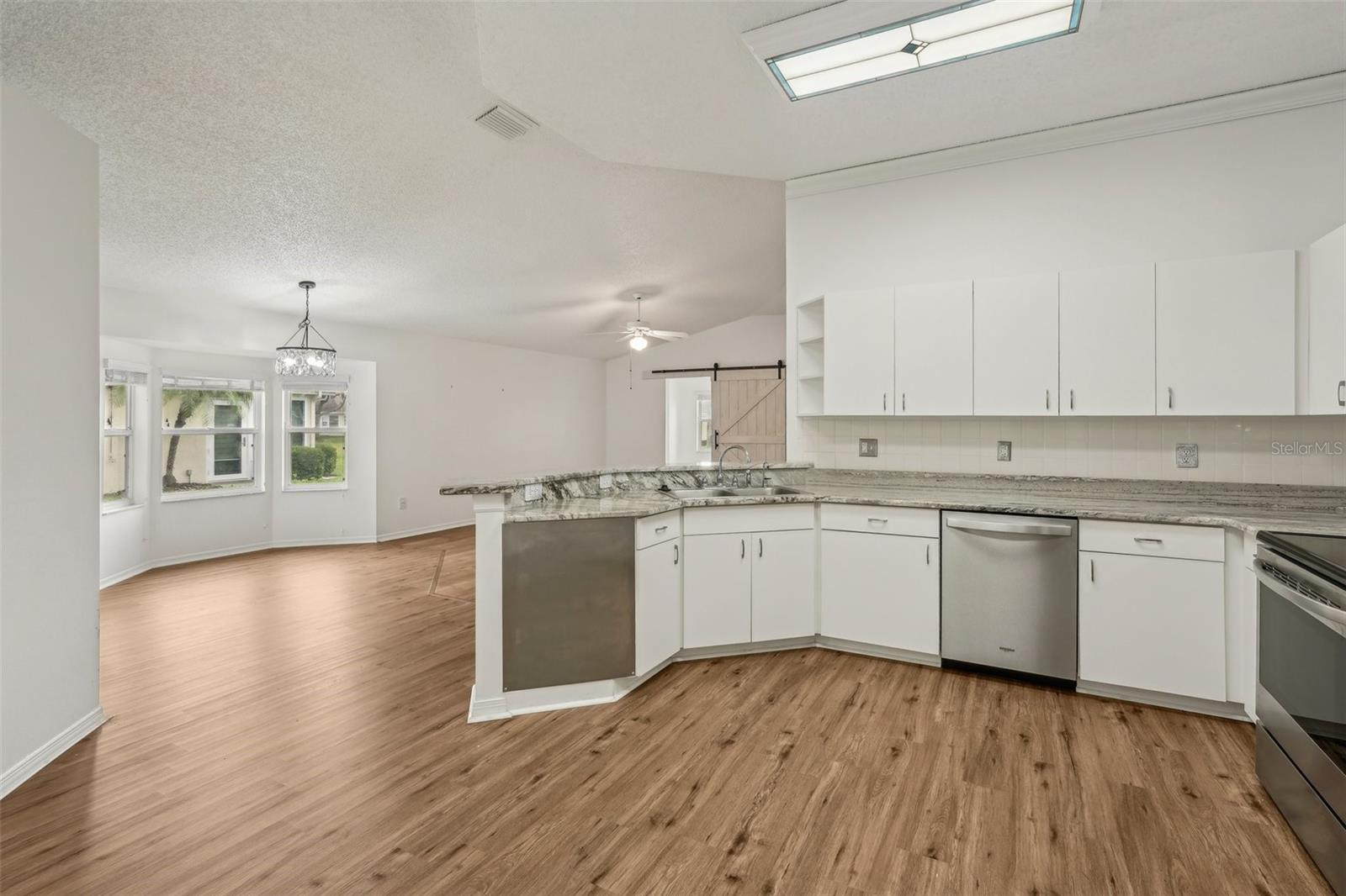 2436 NANTUCKET HARBOR LOOP #104, SUN CITY CENTER, FL, 33573