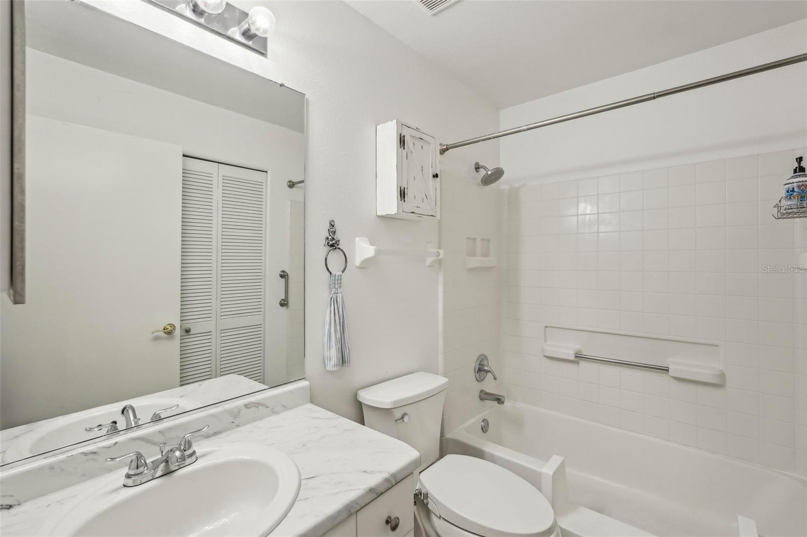 2436 NANTUCKET HARBOR LOOP #104, SUN CITY CENTER, FL, 33573