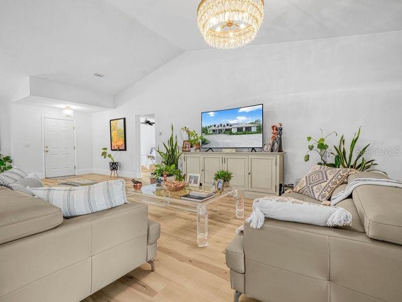 1850 S LAKE REEDY BLVD, FROSTPROOF, FL, 33843