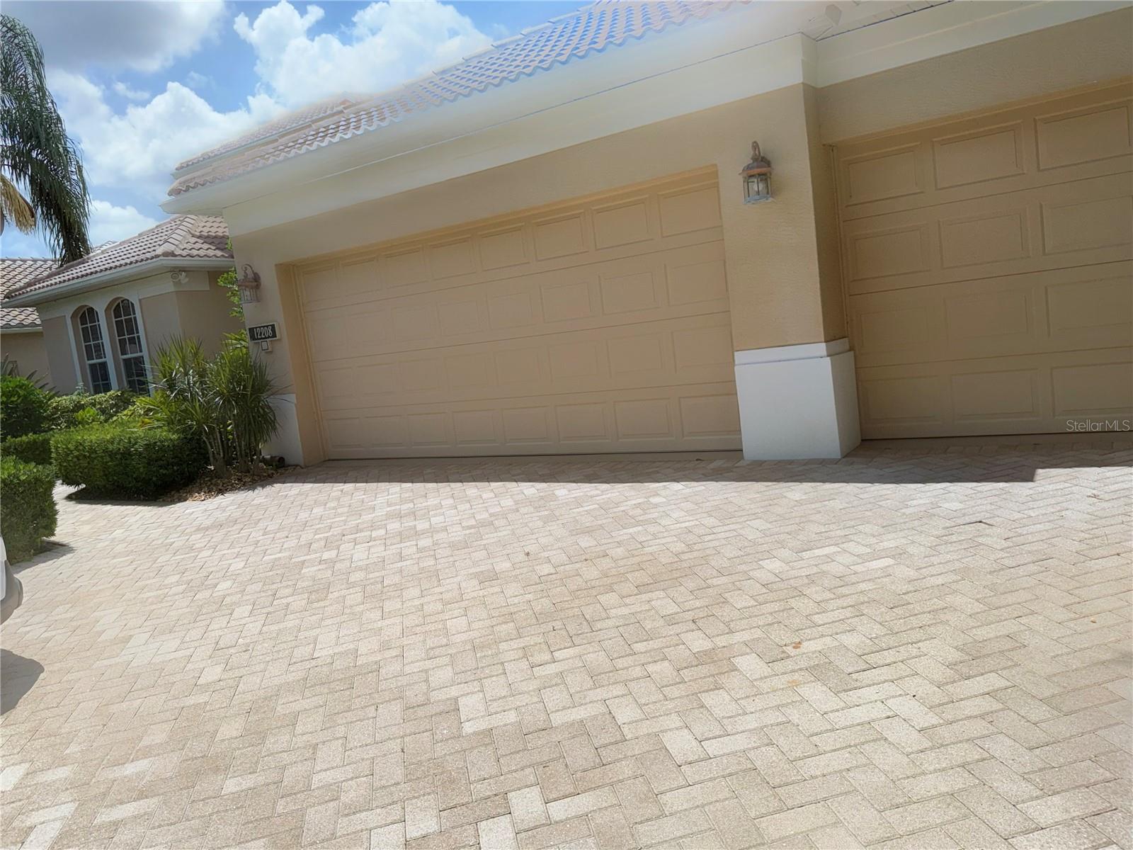 12208 GREENBRIER WAY, LAKEWOOD RANCH, FL, 34202