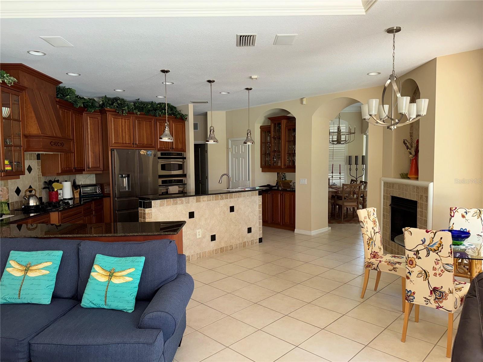 12208 GREENBRIER WAY, LAKEWOOD RANCH, FL, 34202