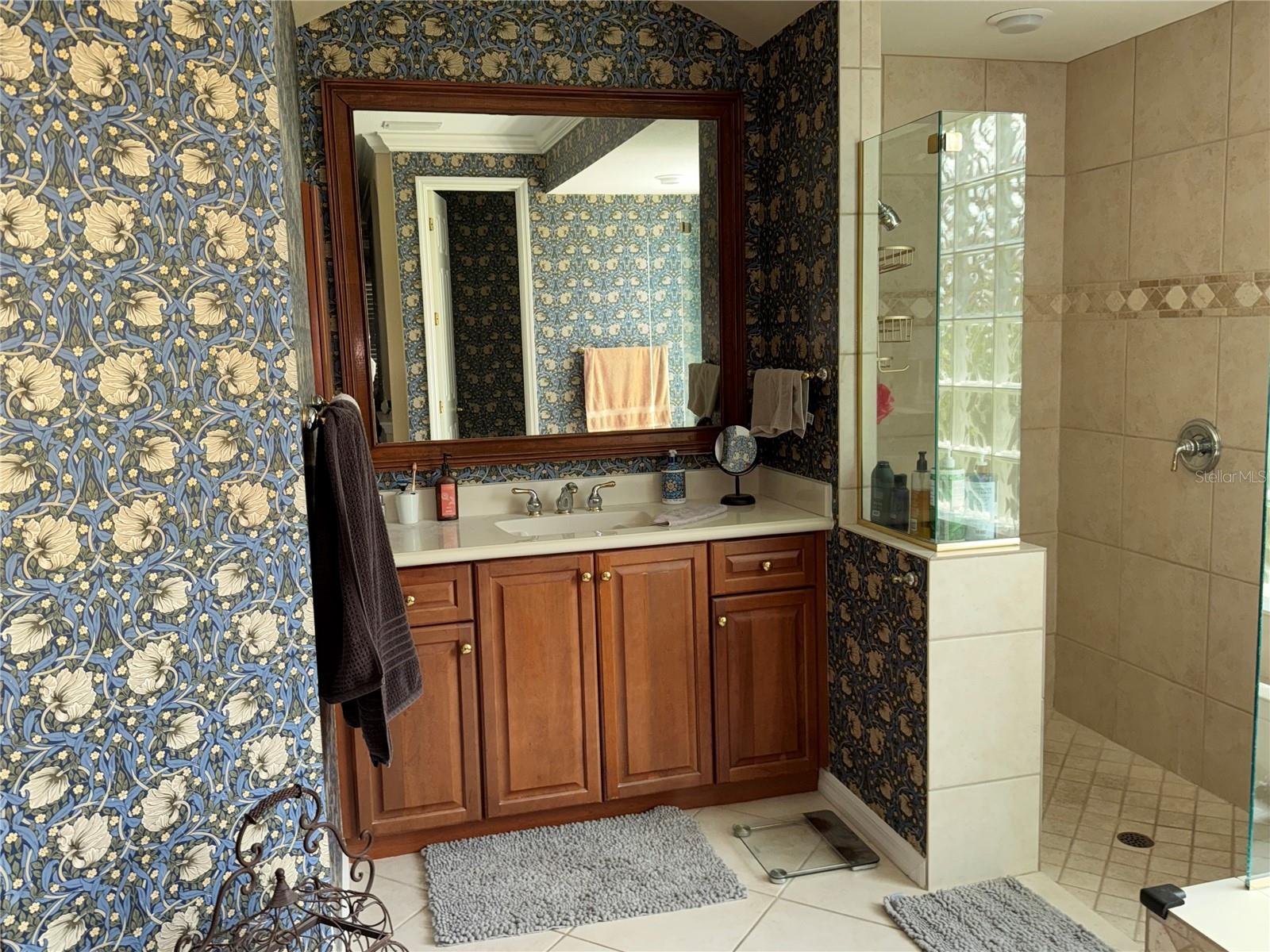 12208 GREENBRIER WAY, LAKEWOOD RANCH, FL, 34202