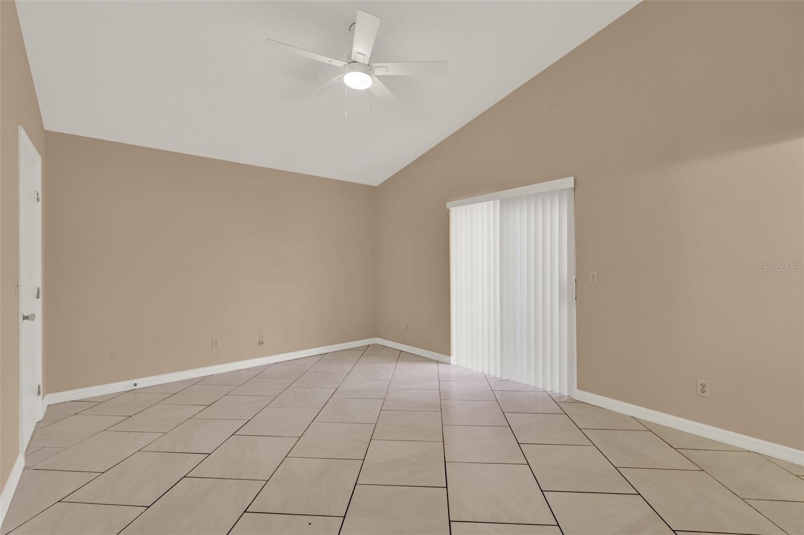 9668 HOLLYHILL DR, ORLANDO, FL, 32824