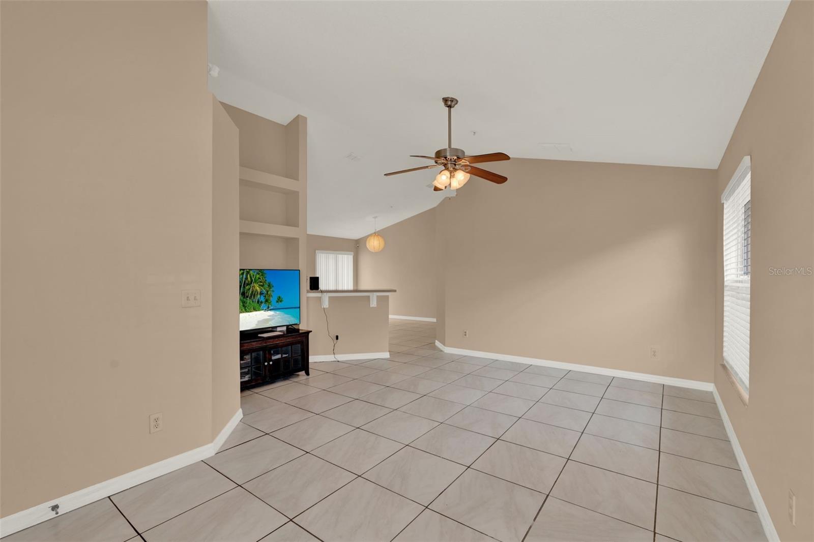 9668 HOLLYHILL DR, ORLANDO, FL, 32824