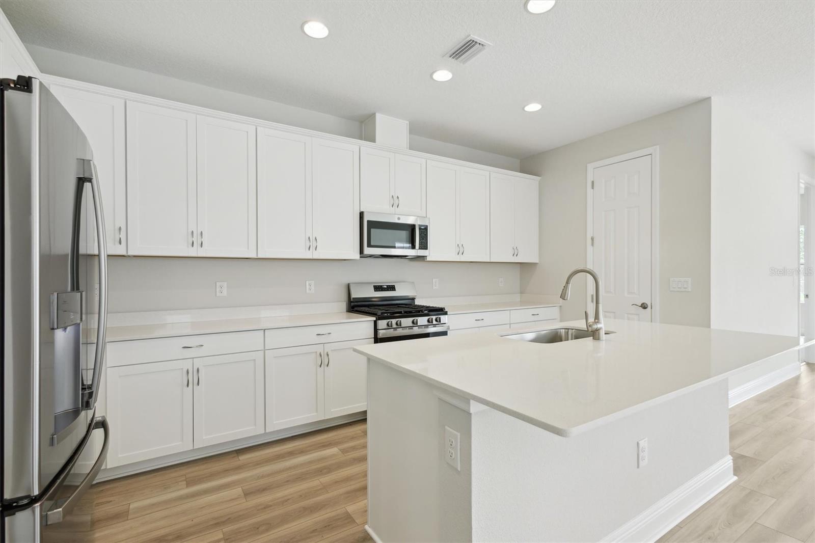 8514 DOVE BOG TER, PARRISH, FL, 34219