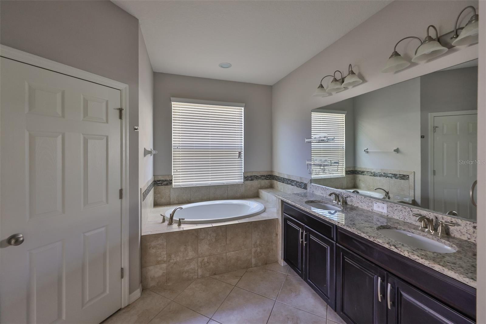 9244 BELLA VITA CIR, LAND O LAKES, FL, 34637