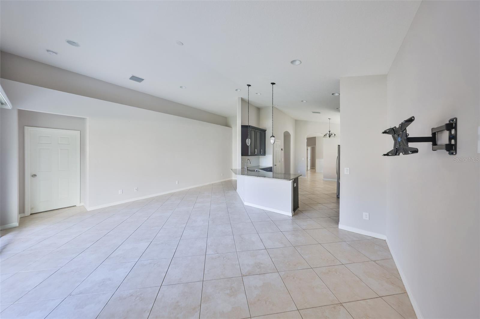 9244 BELLA VITA CIR, LAND O LAKES, FL, 34637