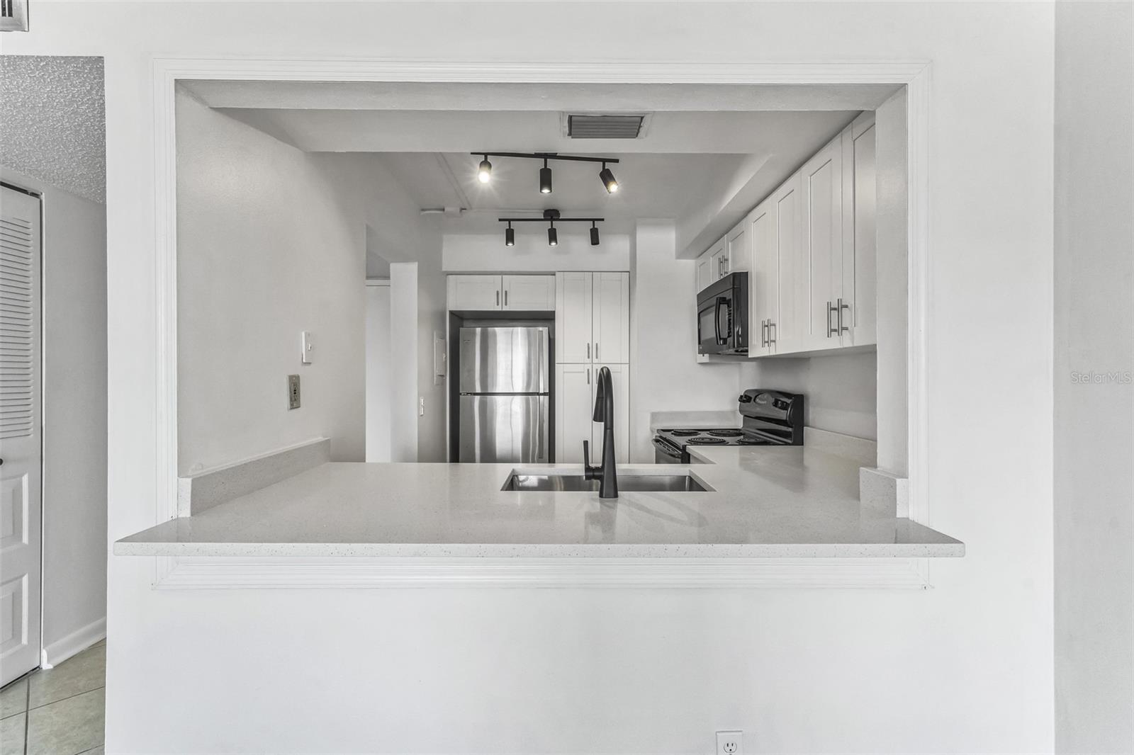 6219 PALMA DEL MAR BLVD S #301, ST PETERSBURG, FL, 33715