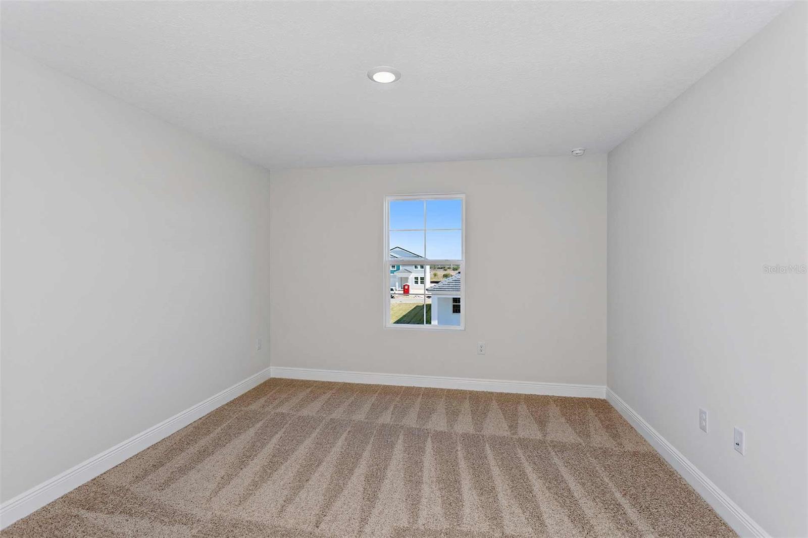 10017 SURREY ROSE DR, SAN ANTONIO, FL, 33576