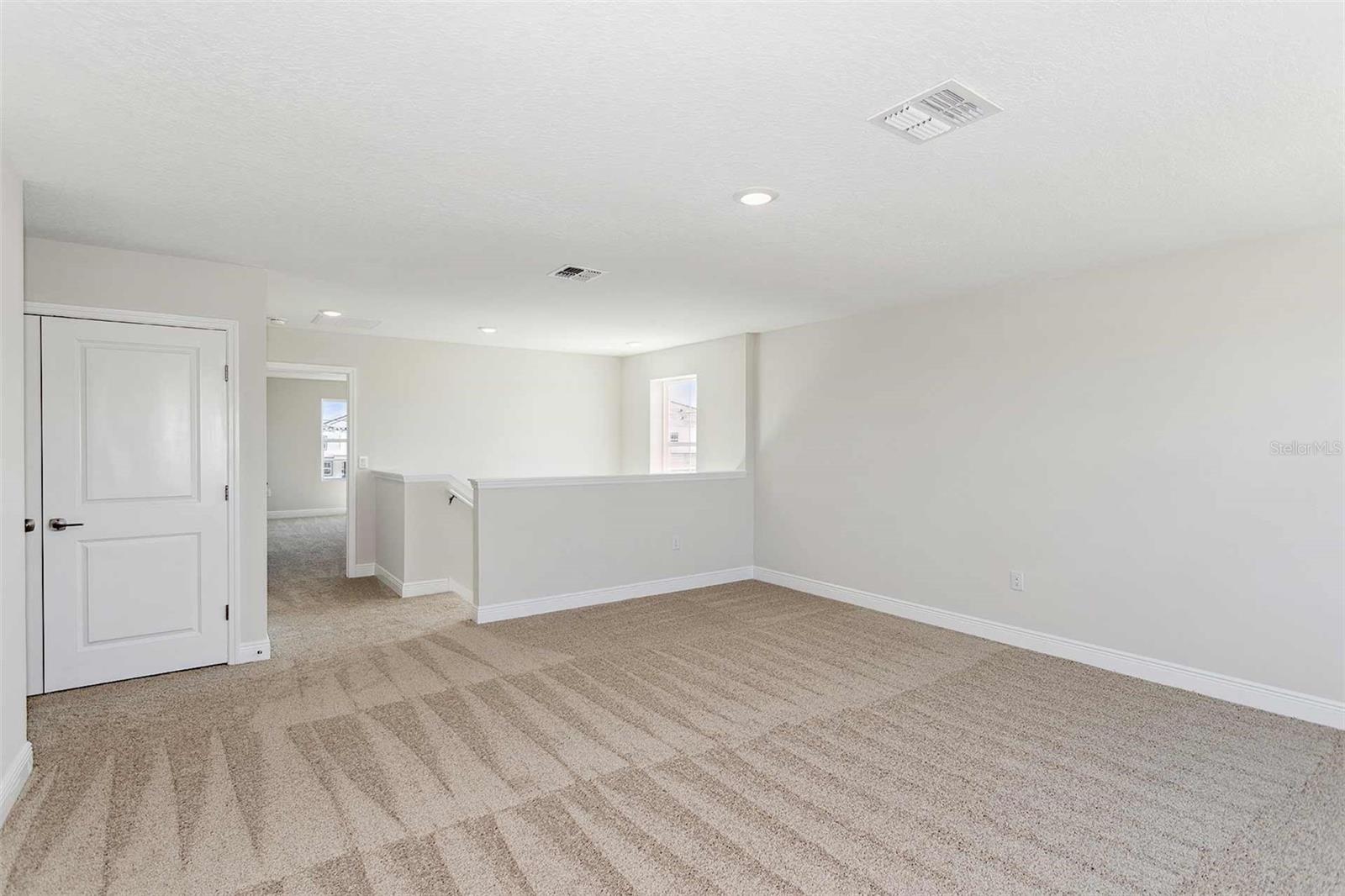 10017 SURREY ROSE DR, SAN ANTONIO, FL, 33576