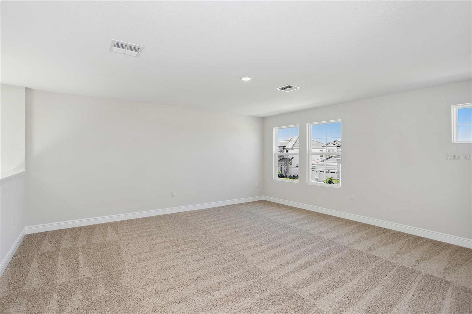 10017 SURREY ROSE DR, SAN ANTONIO, FL, 33576