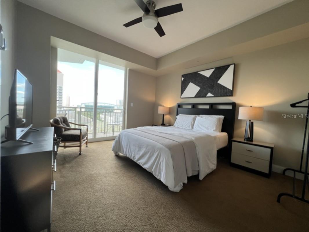 450 KNIGHTS RUN AVE #803, TAMPA, FL, 33602