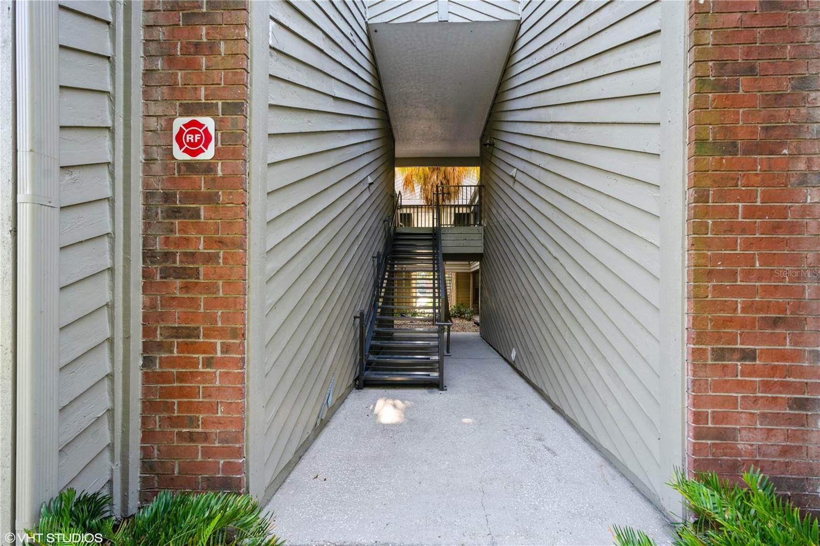 9100 DR MARTIN LUTHER KING JR ST N #1204, ST PETERSBURG, FL, 33702