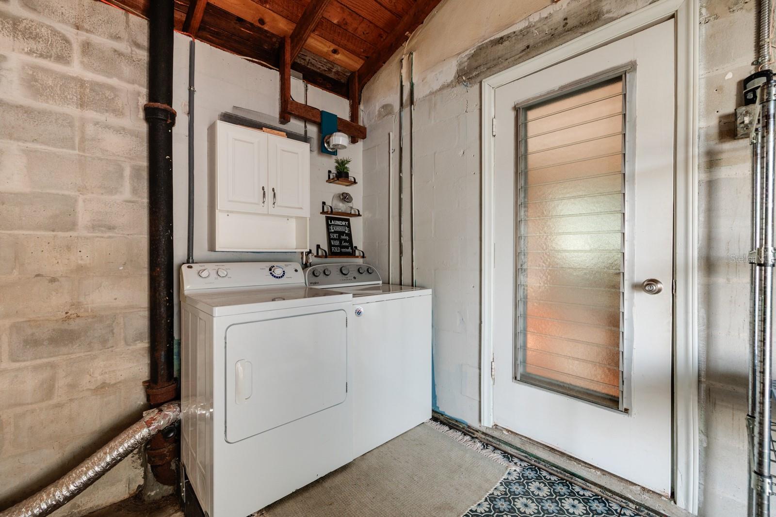 3301 8TH AVE N, ST PETERSBURG, FL, 33713