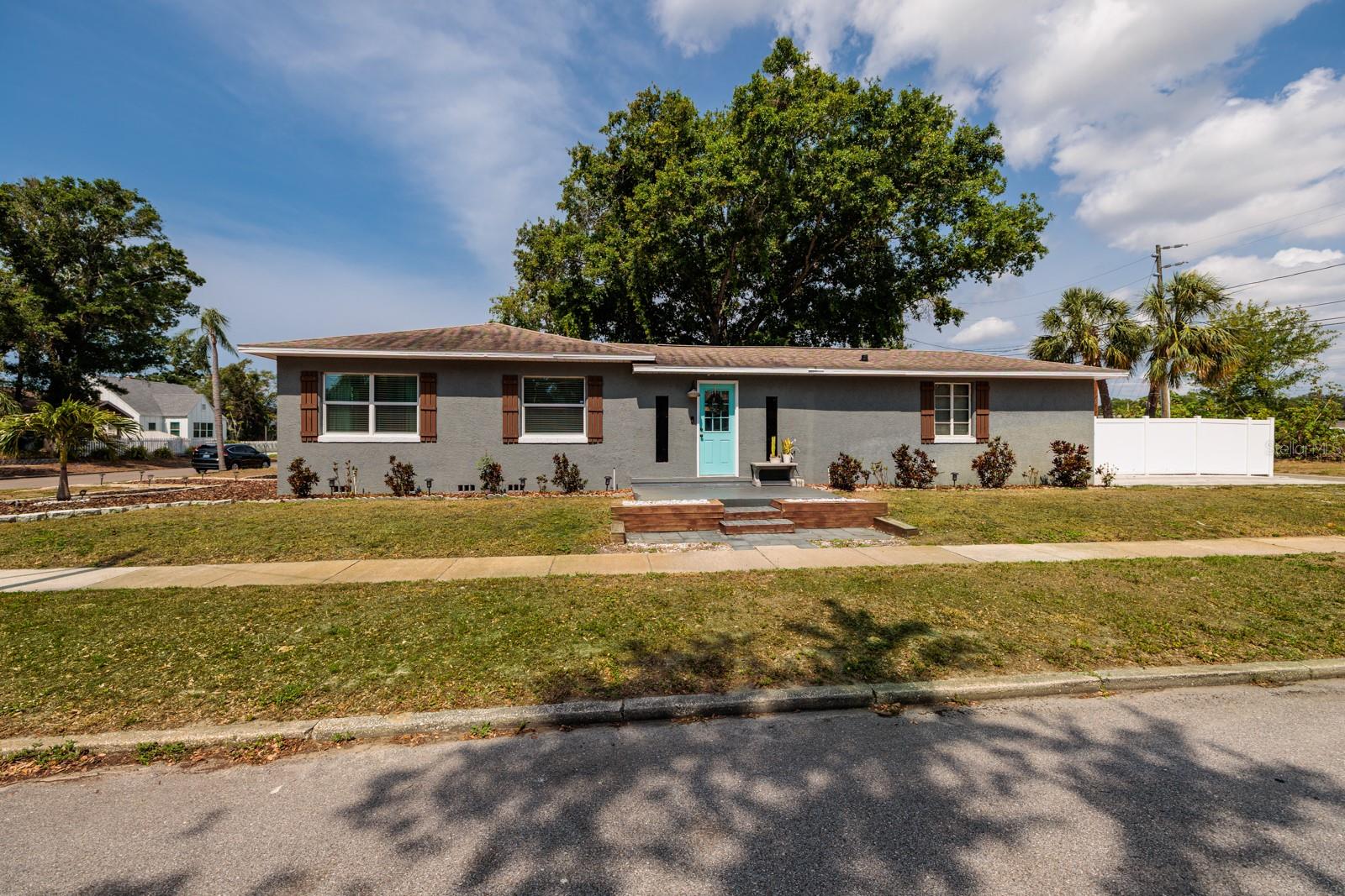 3301 8TH AVE N, ST PETERSBURG, FL, 33713