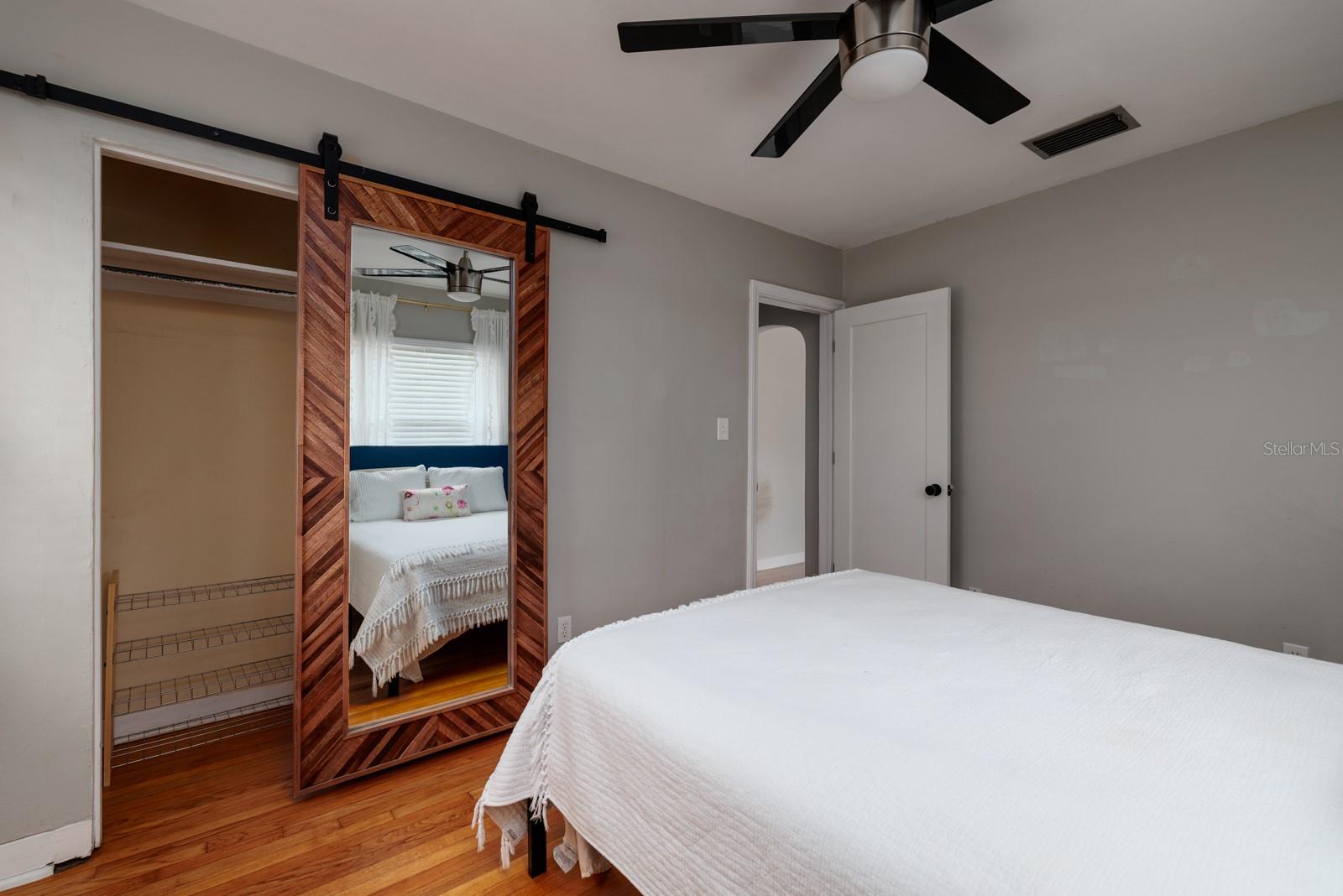 3301 8TH AVE N, ST PETERSBURG, FL, 33713