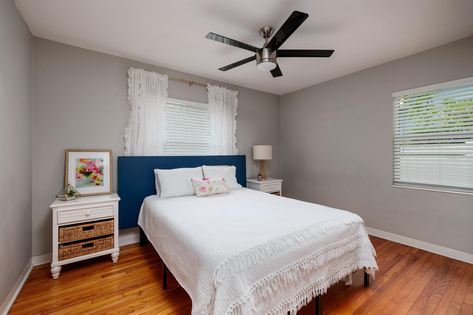 3301 8TH AVE N, ST PETERSBURG, FL, 33713