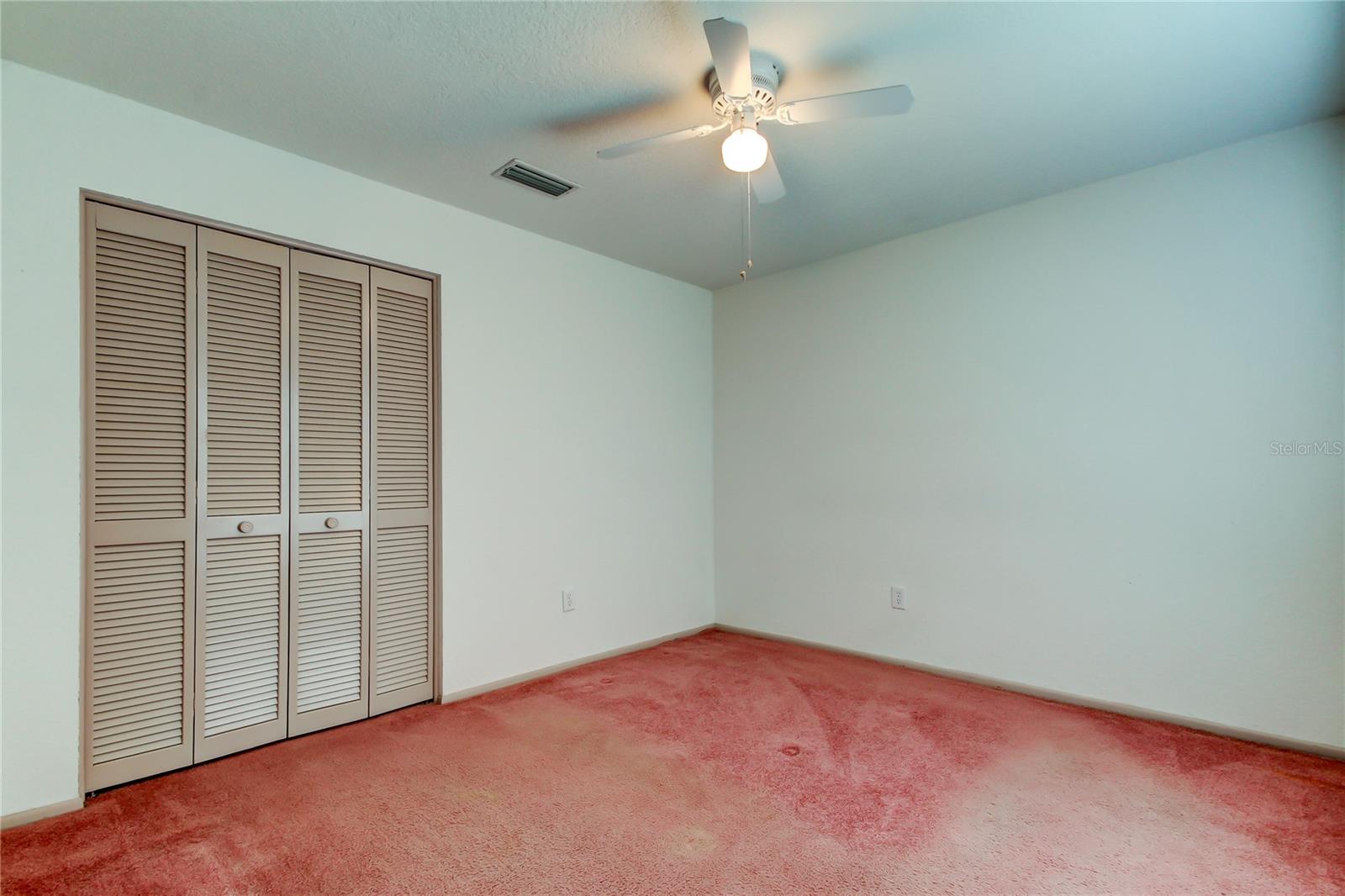 11325 GLENMONT DR, TAMPA, FL, 33635