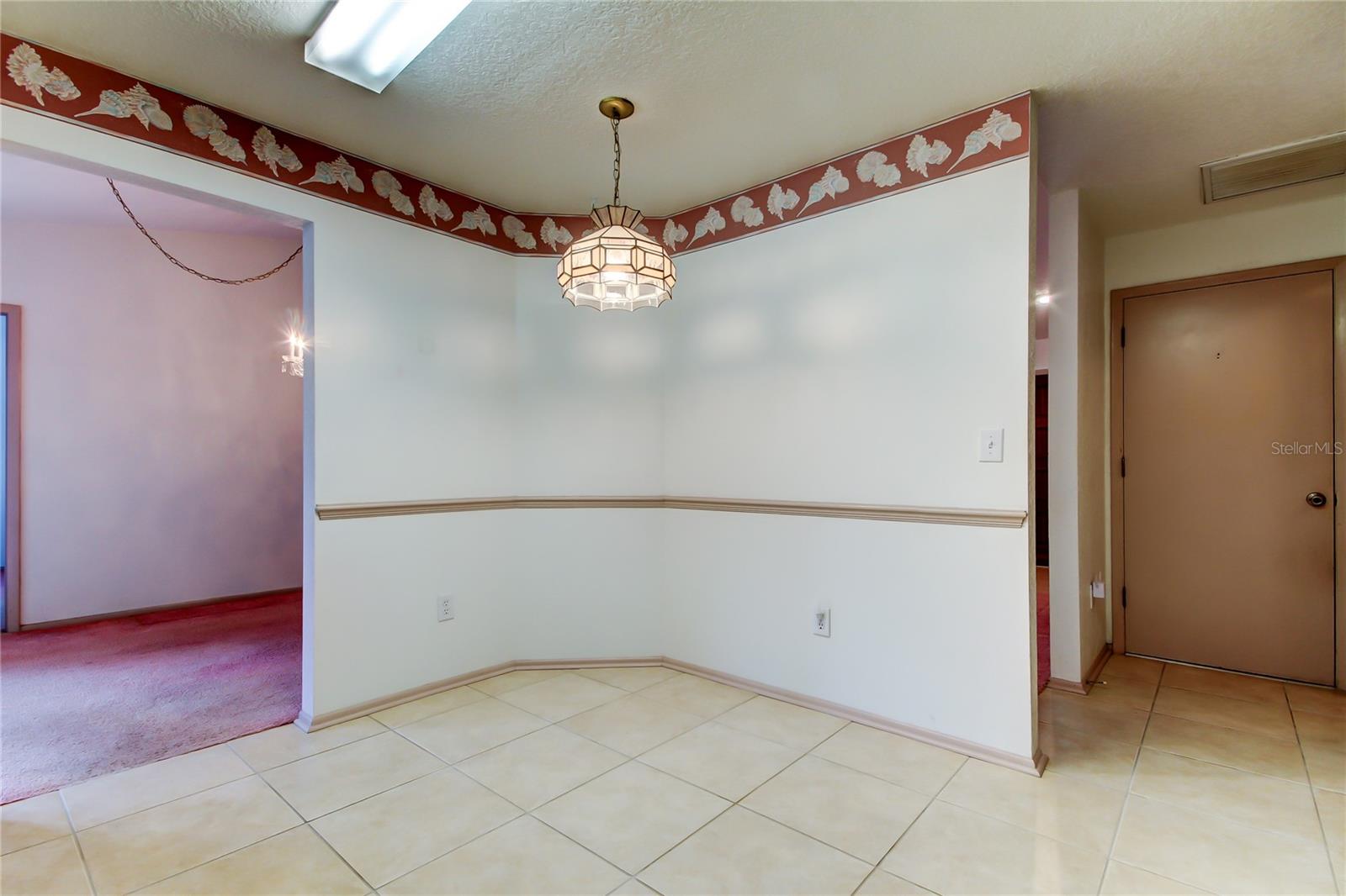 11325 GLENMONT DR, TAMPA, FL, 33635