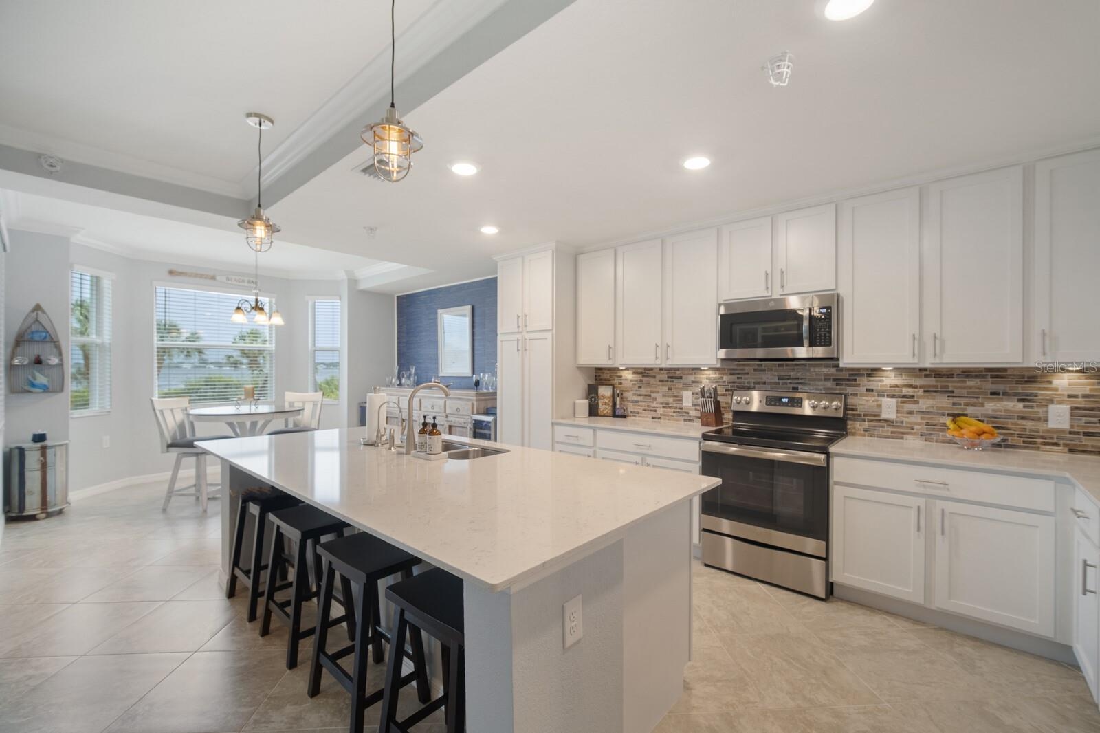 910 TIDEWATER SHORES LOOP #103, BRADENTON, FL, 34208