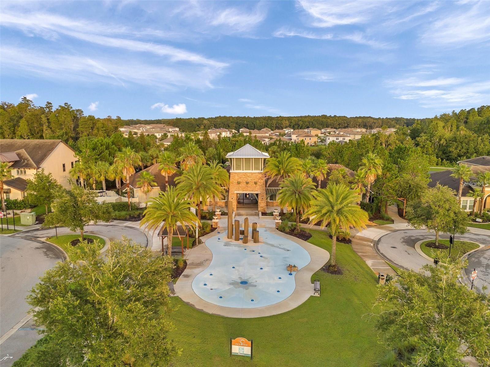 32714 BROOKS HAWK LN, WESLEY CHAPEL, FL, 33543