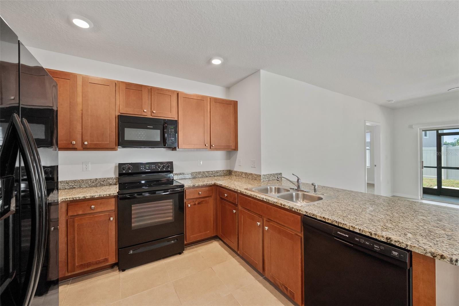 32714 BROOKS HAWK LN, WESLEY CHAPEL, FL, 33543