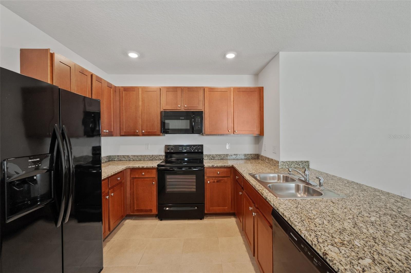 32714 BROOKS HAWK LN, WESLEY CHAPEL, FL, 33543