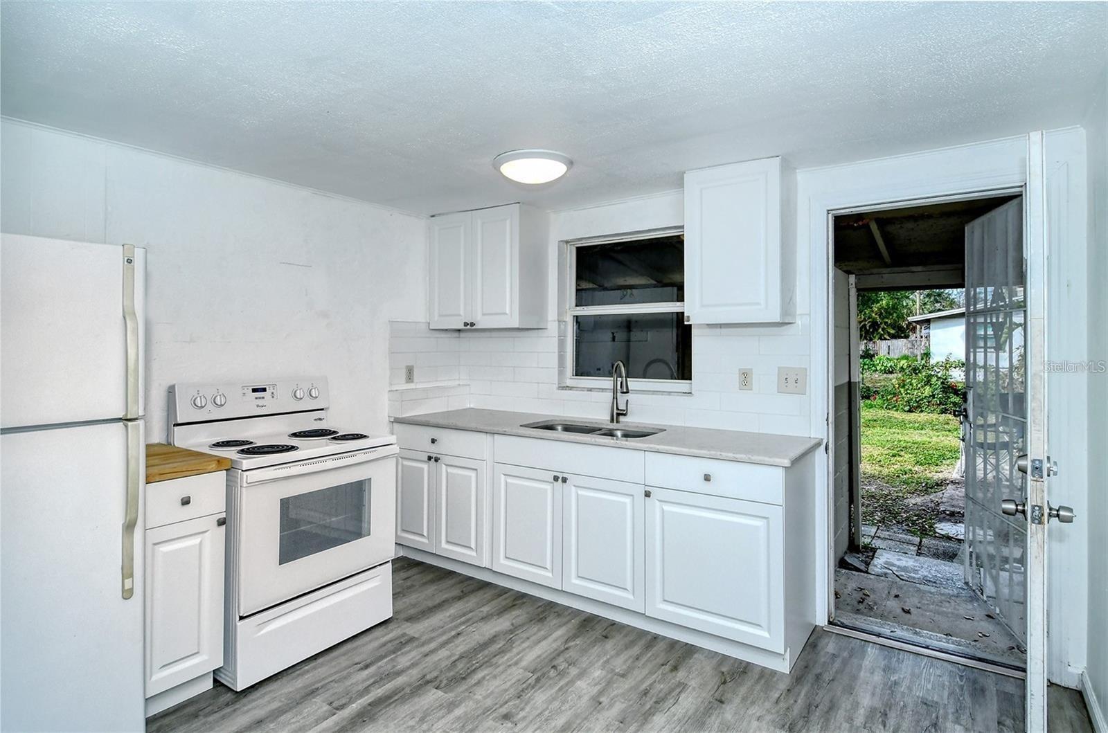 647 CHURCH ST #B, NOKOMIS, FL, 34275