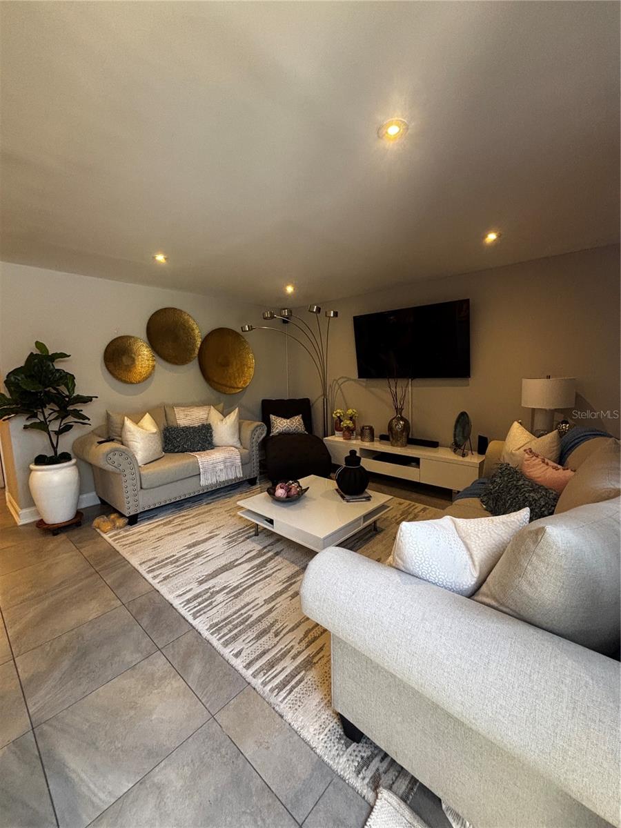 4264 PLAYER CIR #126, ORLANDO, FL, 32808