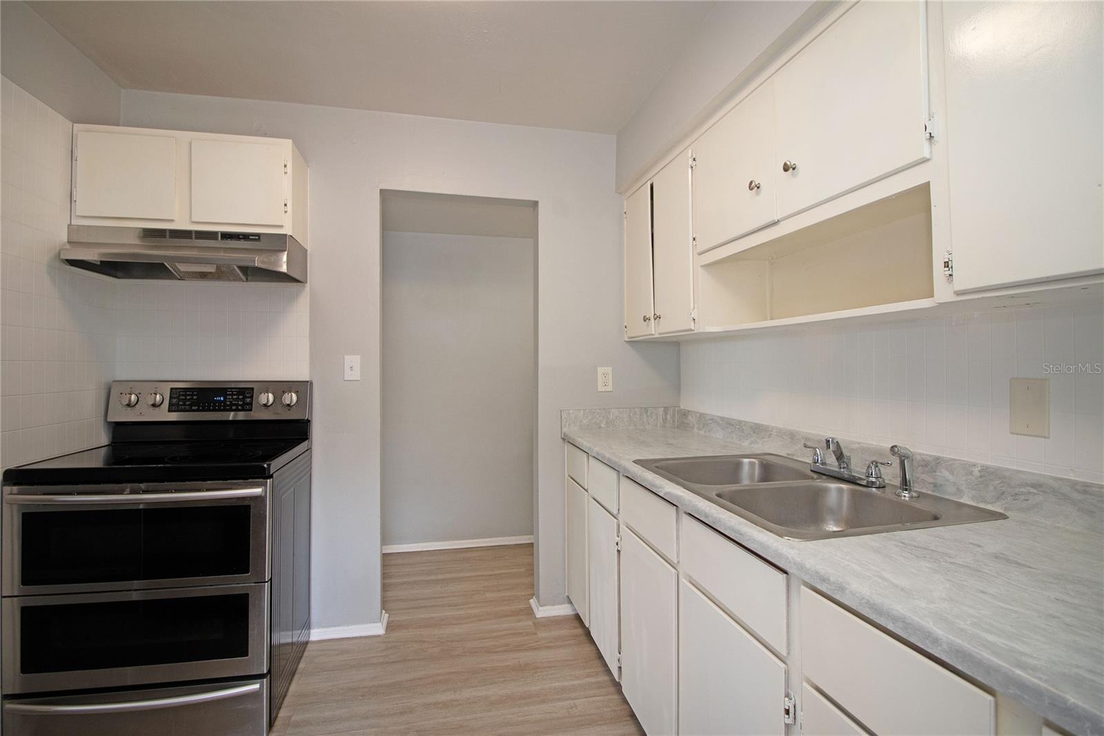 7529 35TH AVE N, ST PETERSBURG, FL, 33710