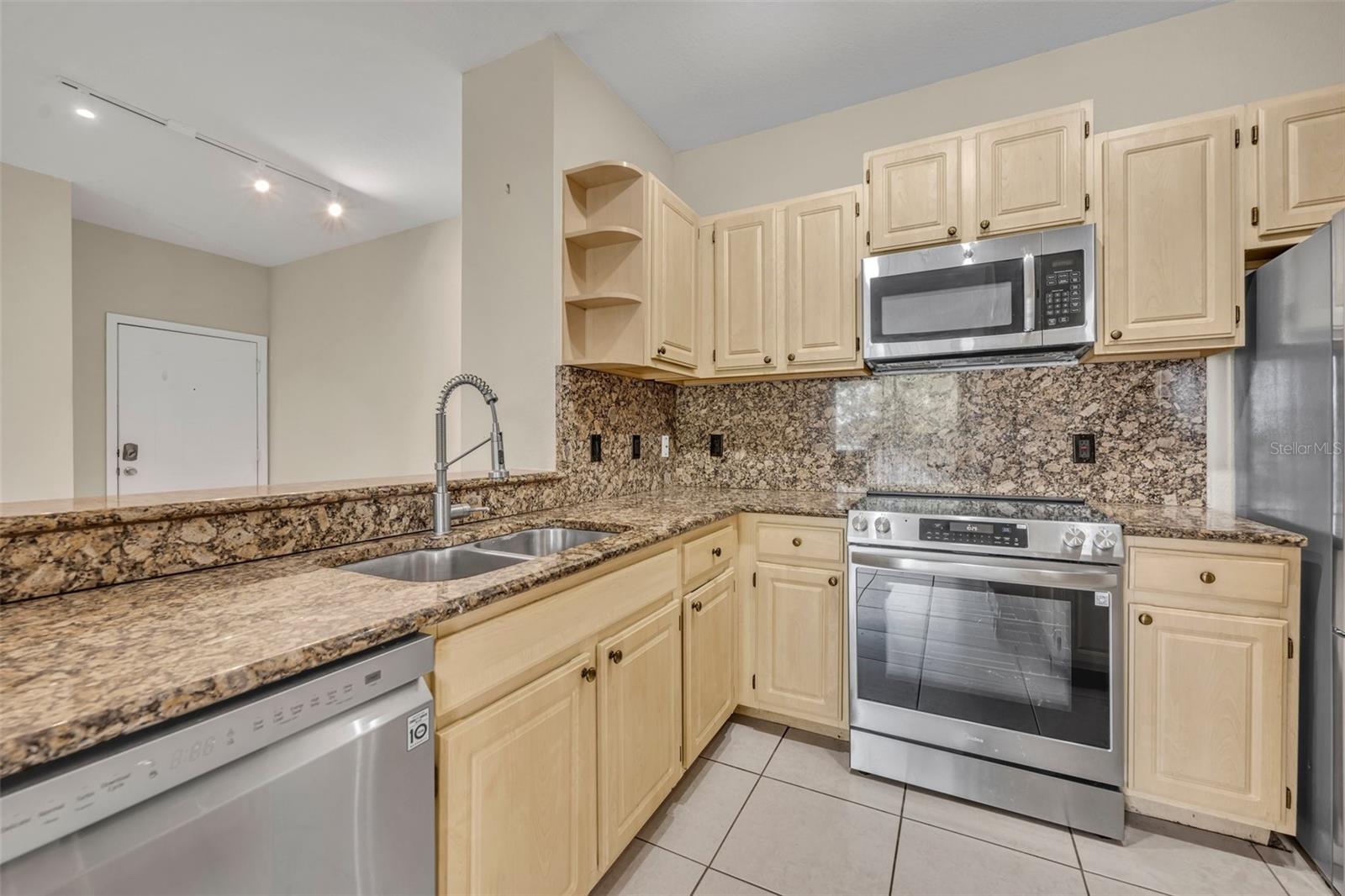 1460 LAKE SHADOW CIR #7102, MAITLAND, FL, 32751