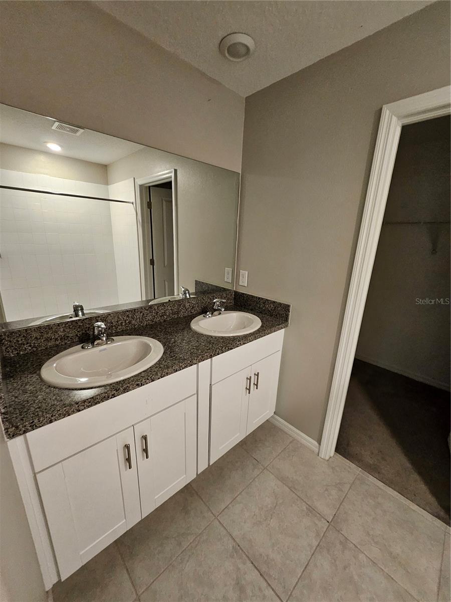 7511 SAMUEL IVY DR, TAMPA, FL, 33619