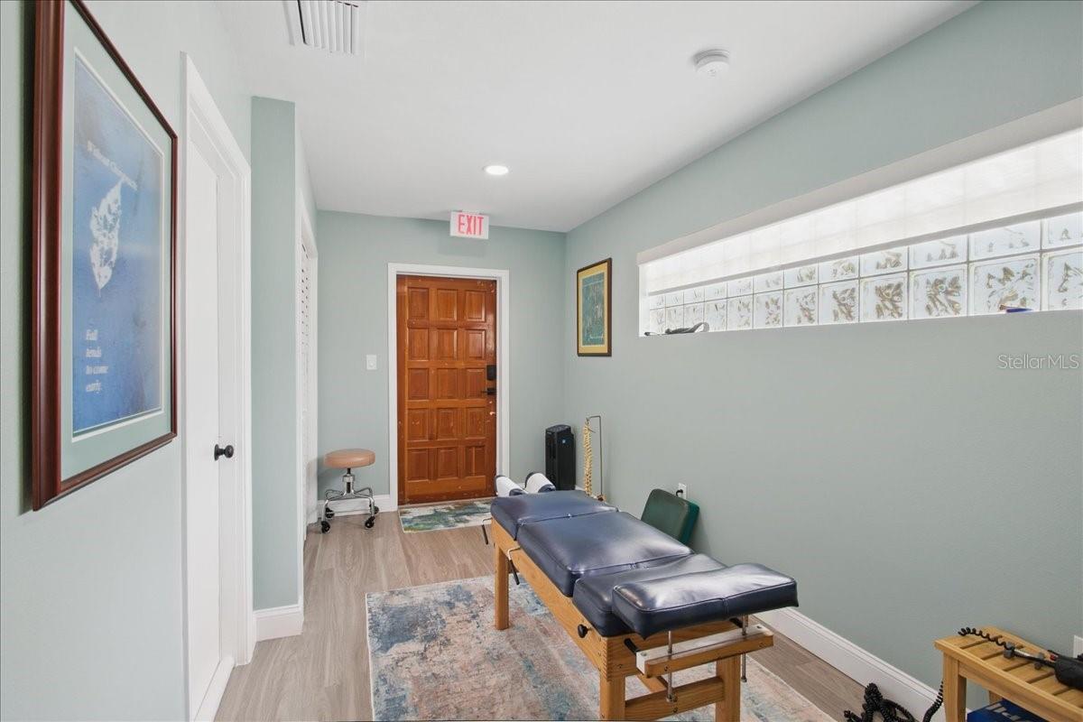 4250 W BAY TO BAY BLVD, TAMPA, FL, 33629