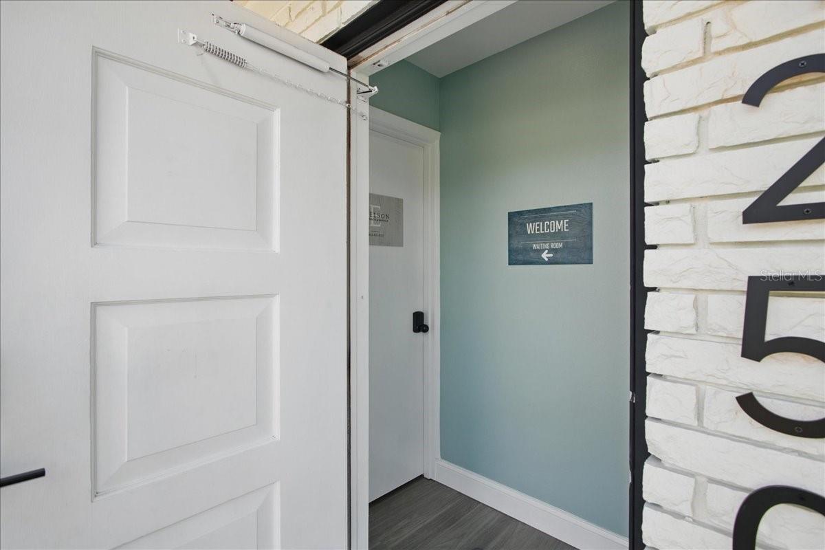 4250 W BAY TO BAY BLVD, TAMPA, FL, 33629