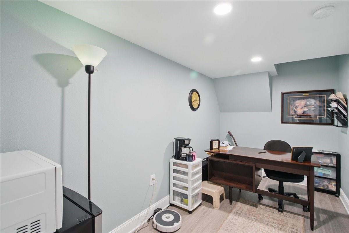 4250 W BAY TO BAY BLVD, TAMPA, FL, 33629