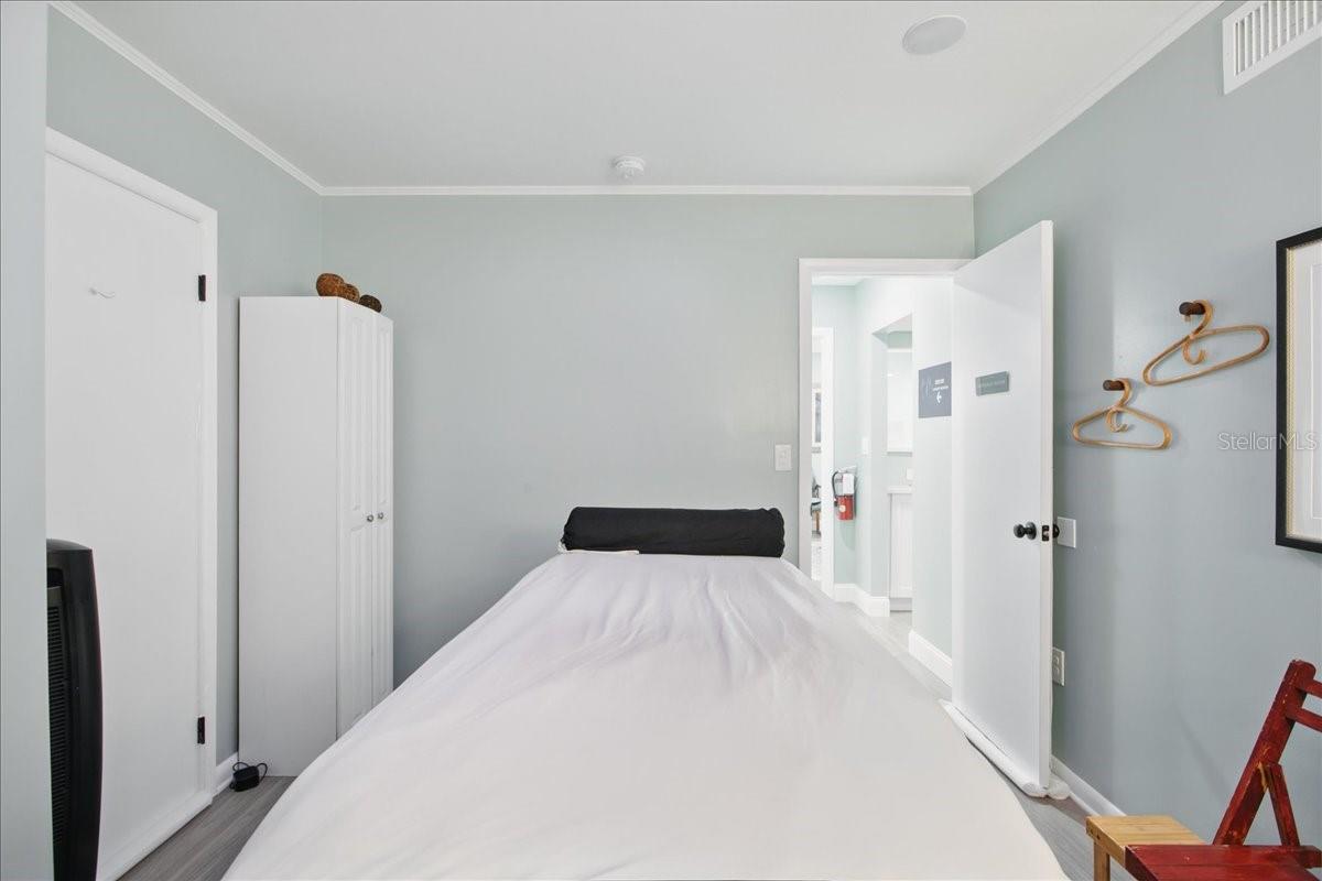 4250 W BAY TO BAY BLVD, TAMPA, FL, 33629