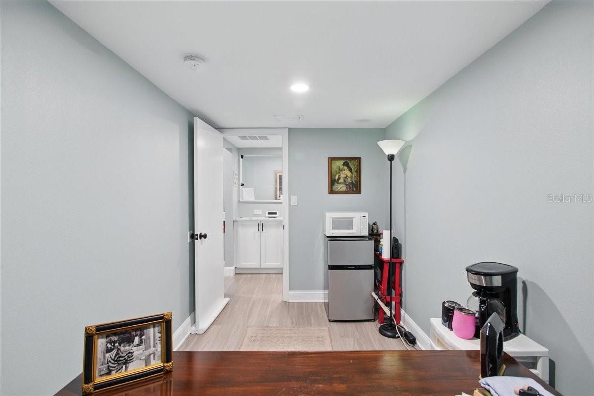 4250 W BAY TO BAY BLVD, TAMPA, FL, 33629