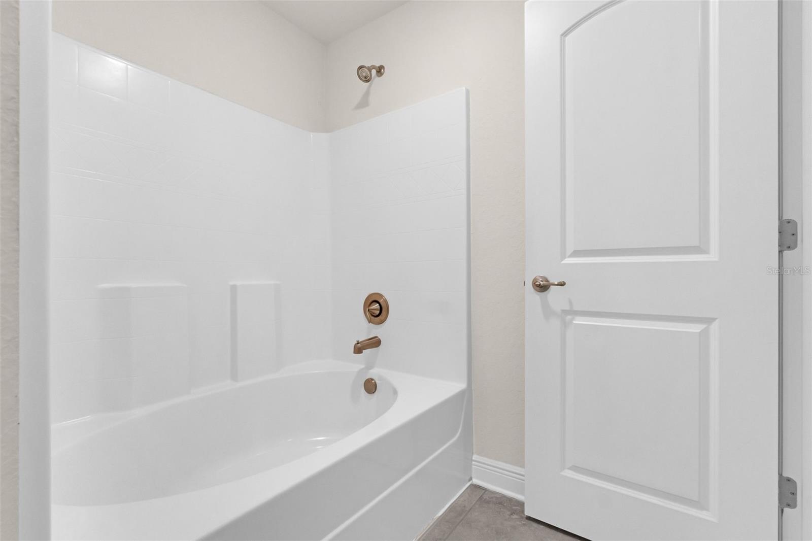 424 BUCHANNAN DR, DAVENPORT, FL, 33837