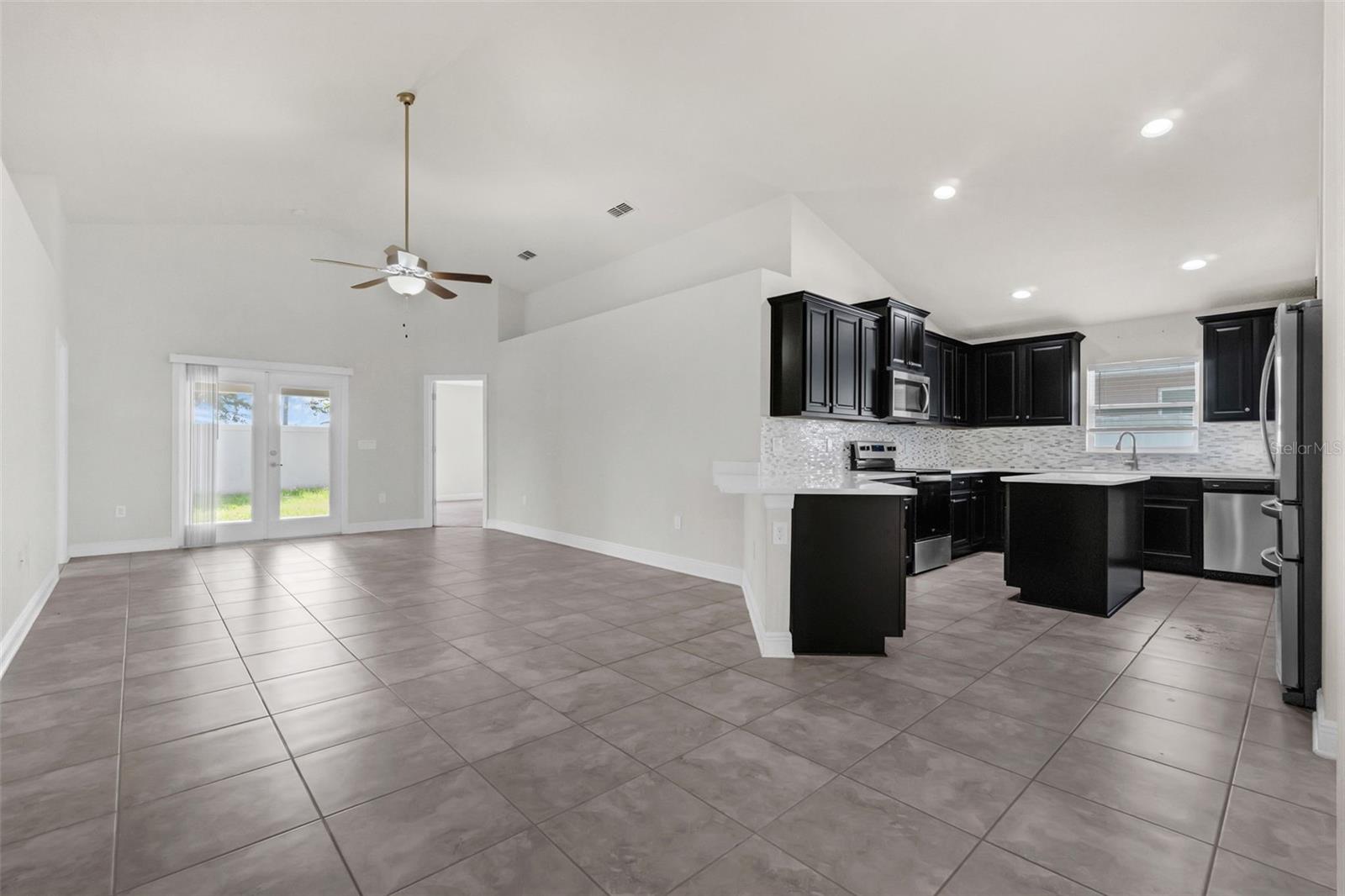 424 BUCHANNAN DR, DAVENPORT, FL, 33837