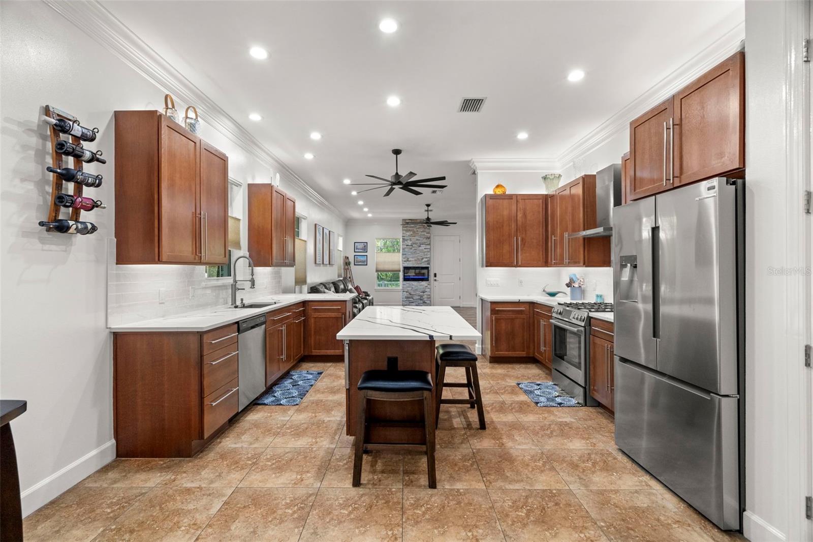 375 5TH AVE N, SAFETY HARBOR, FL, 34695