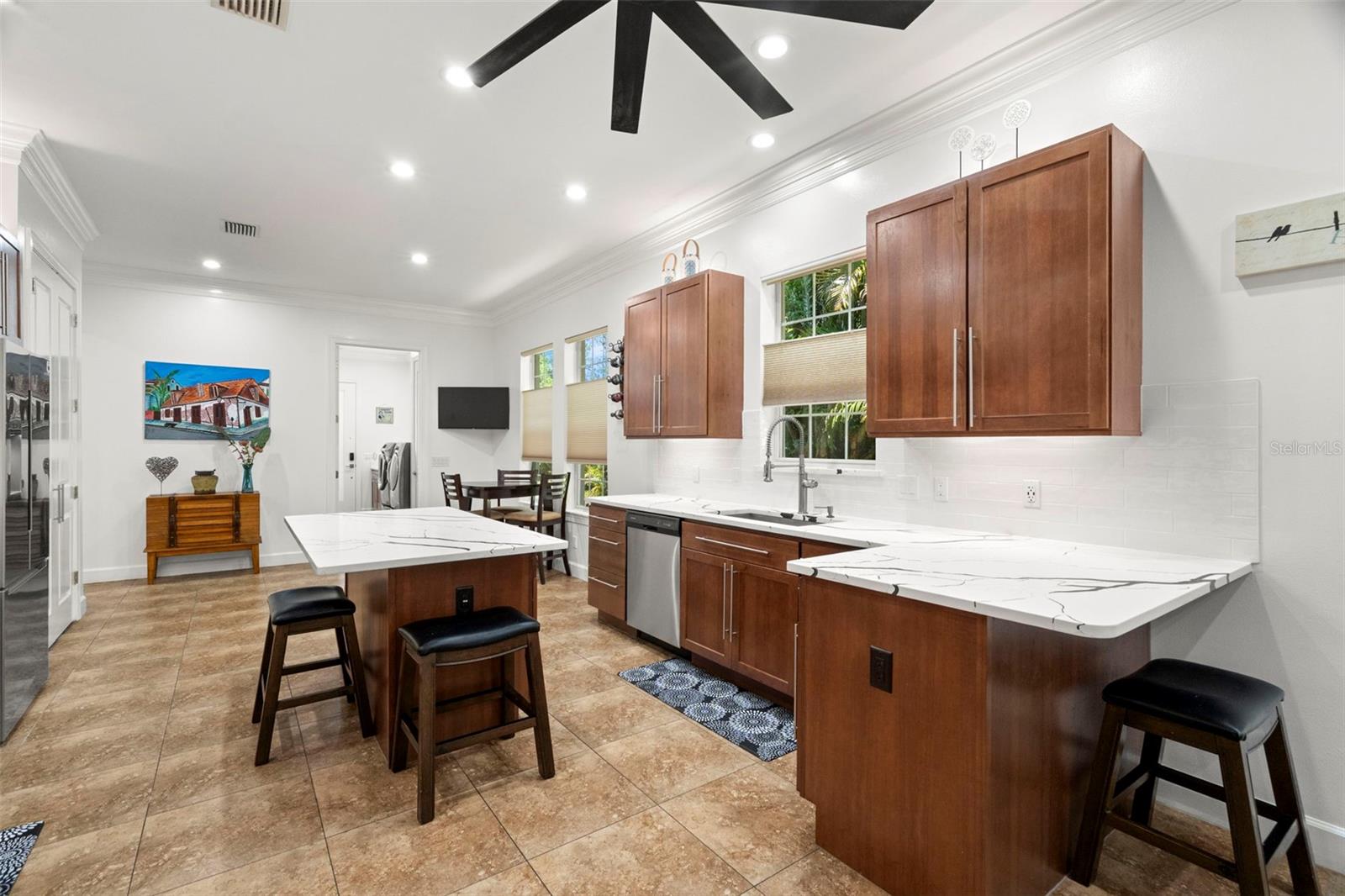 375 5TH AVE N, SAFETY HARBOR, FL, 34695