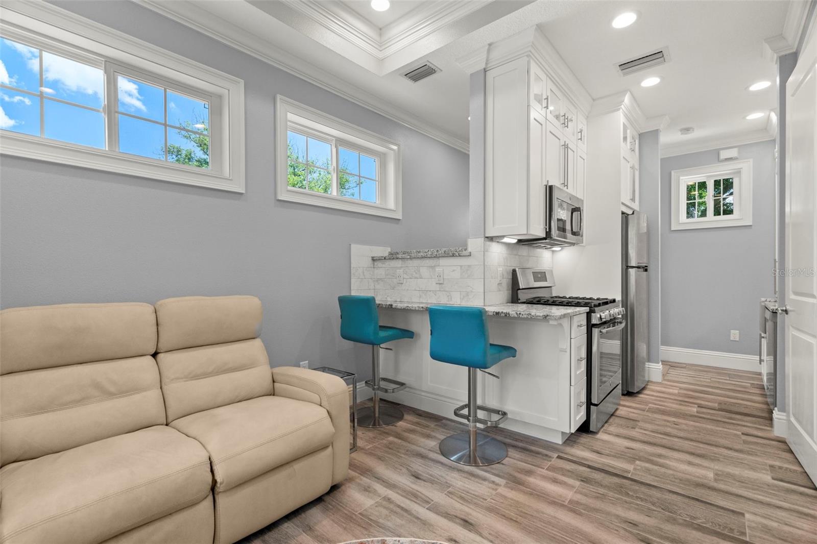 375 5TH AVE N, SAFETY HARBOR, FL, 34695