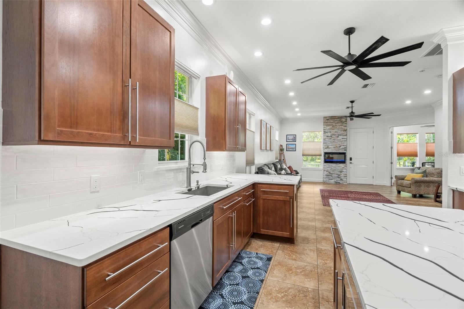 375 5TH AVE N, SAFETY HARBOR, FL, 34695