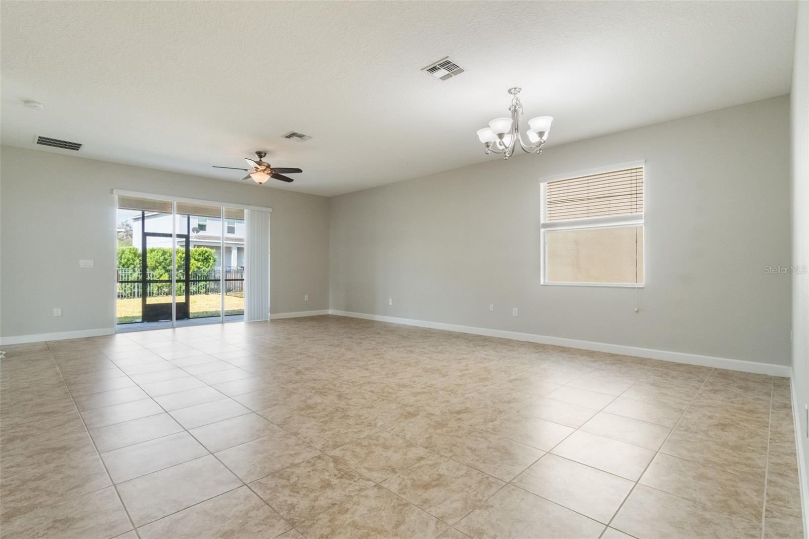 3589 CORTLAND DR, DAVENPORT, FL, 33837