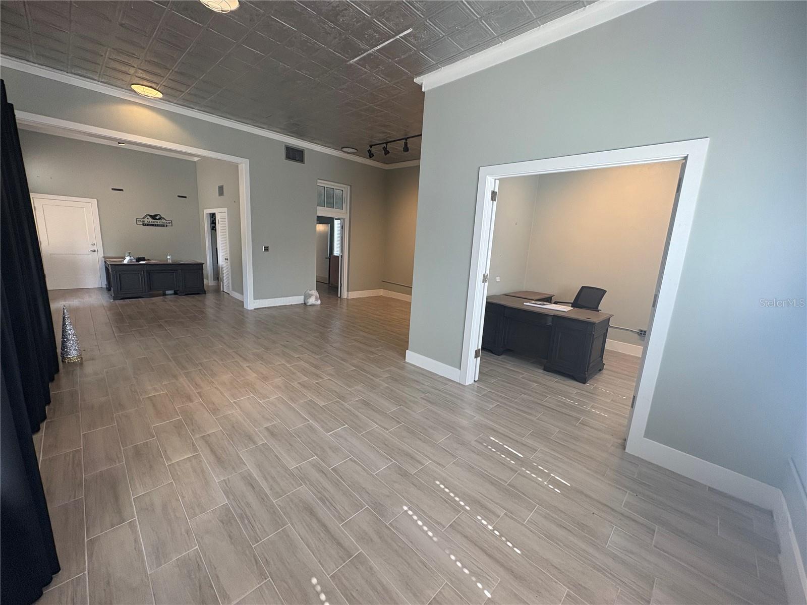 201 E ORANGE AVE, EUSTIS, FL, 32726