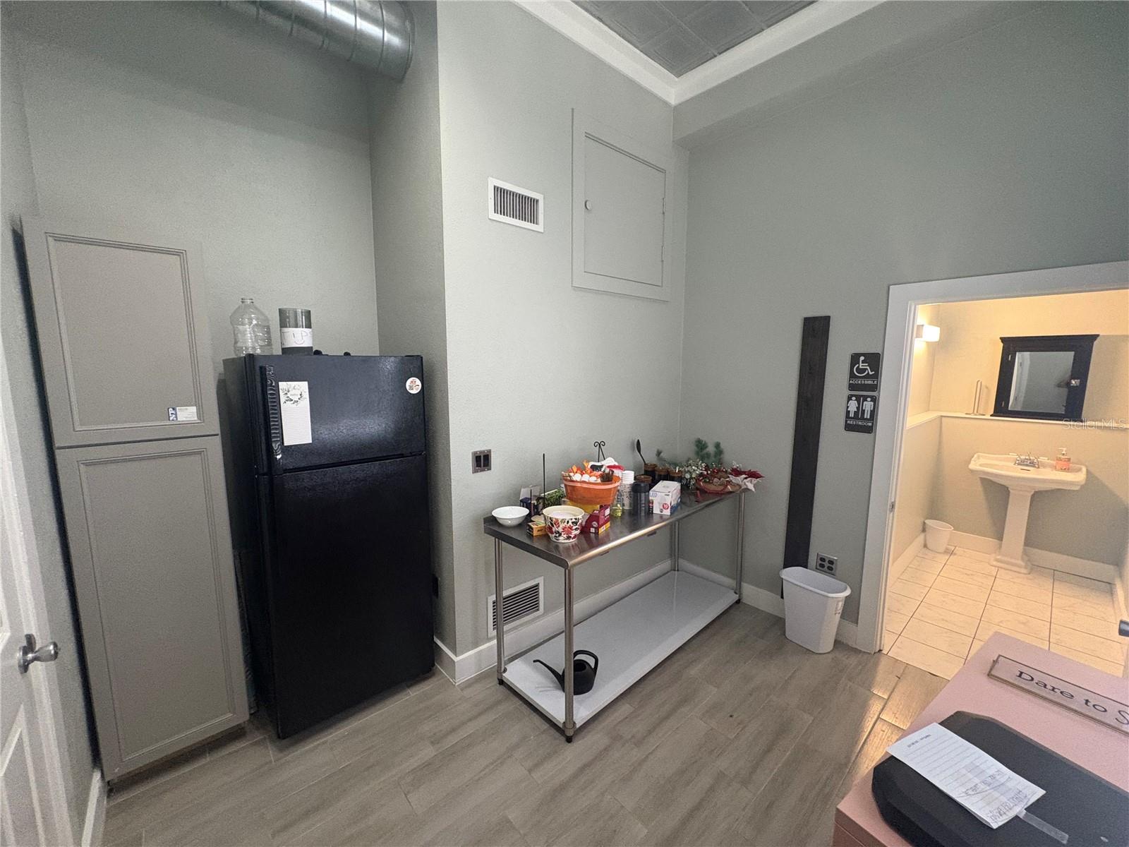 201 E ORANGE AVE, EUSTIS, FL, 32726