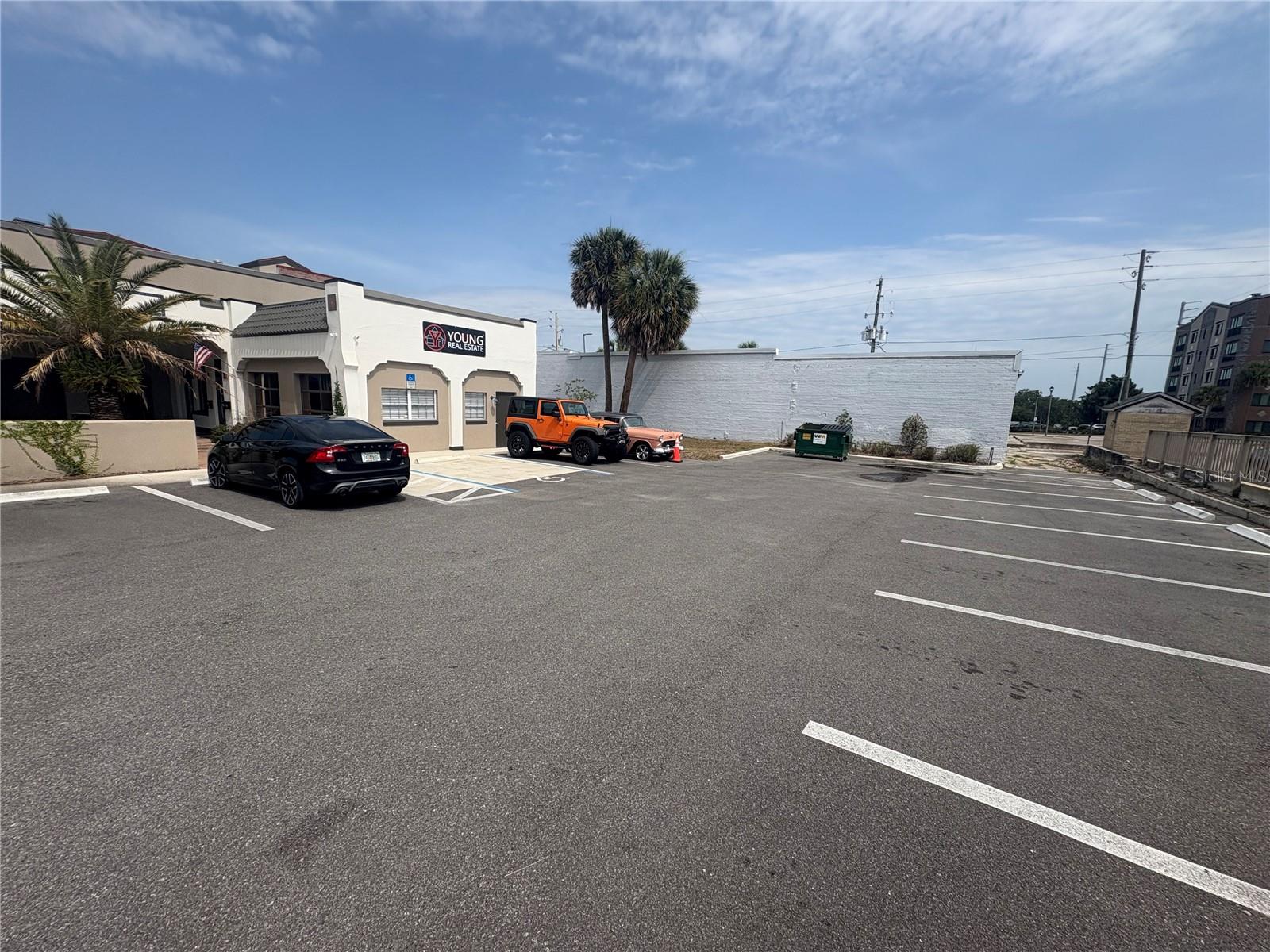 201 E ORANGE AVE, EUSTIS, FL, 32726