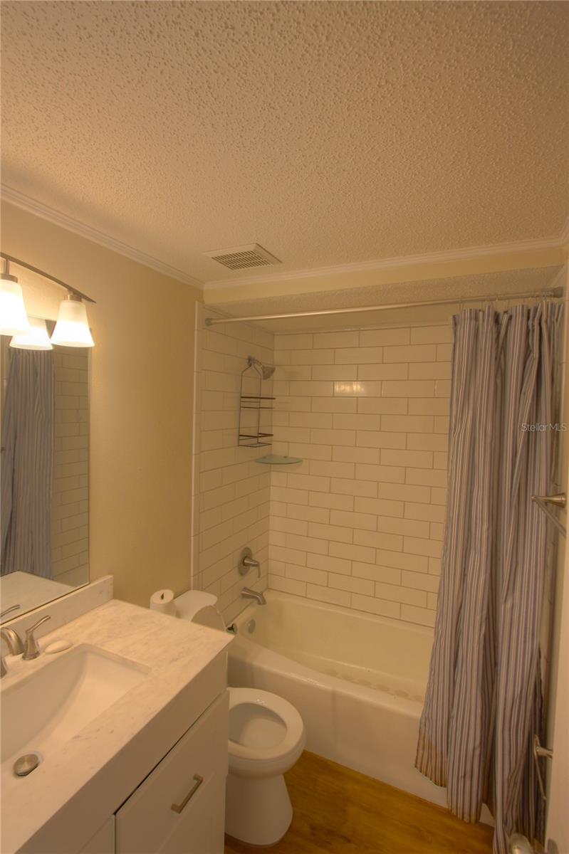 207 SHORE T RD #A, NOKOMIS, FL, 34275