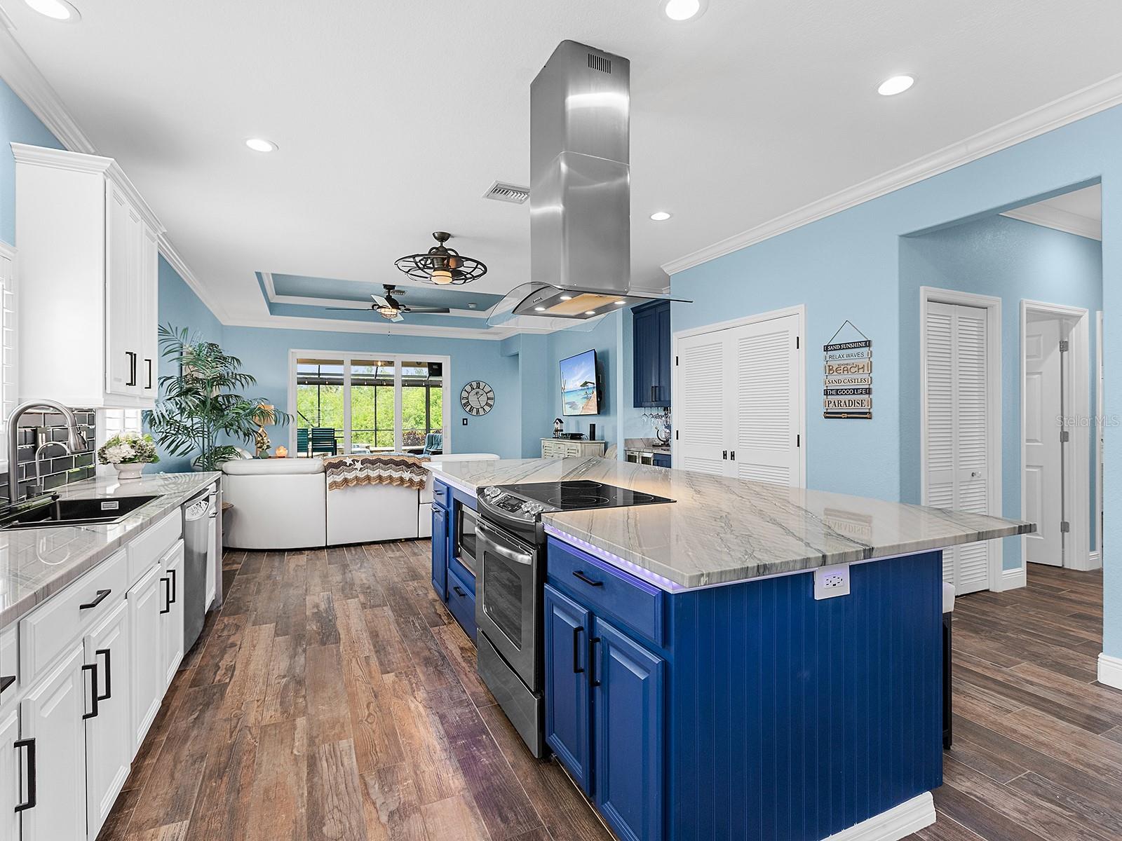 8911 HERITAGE SOUND DR, BRADENTON, FL, 34212